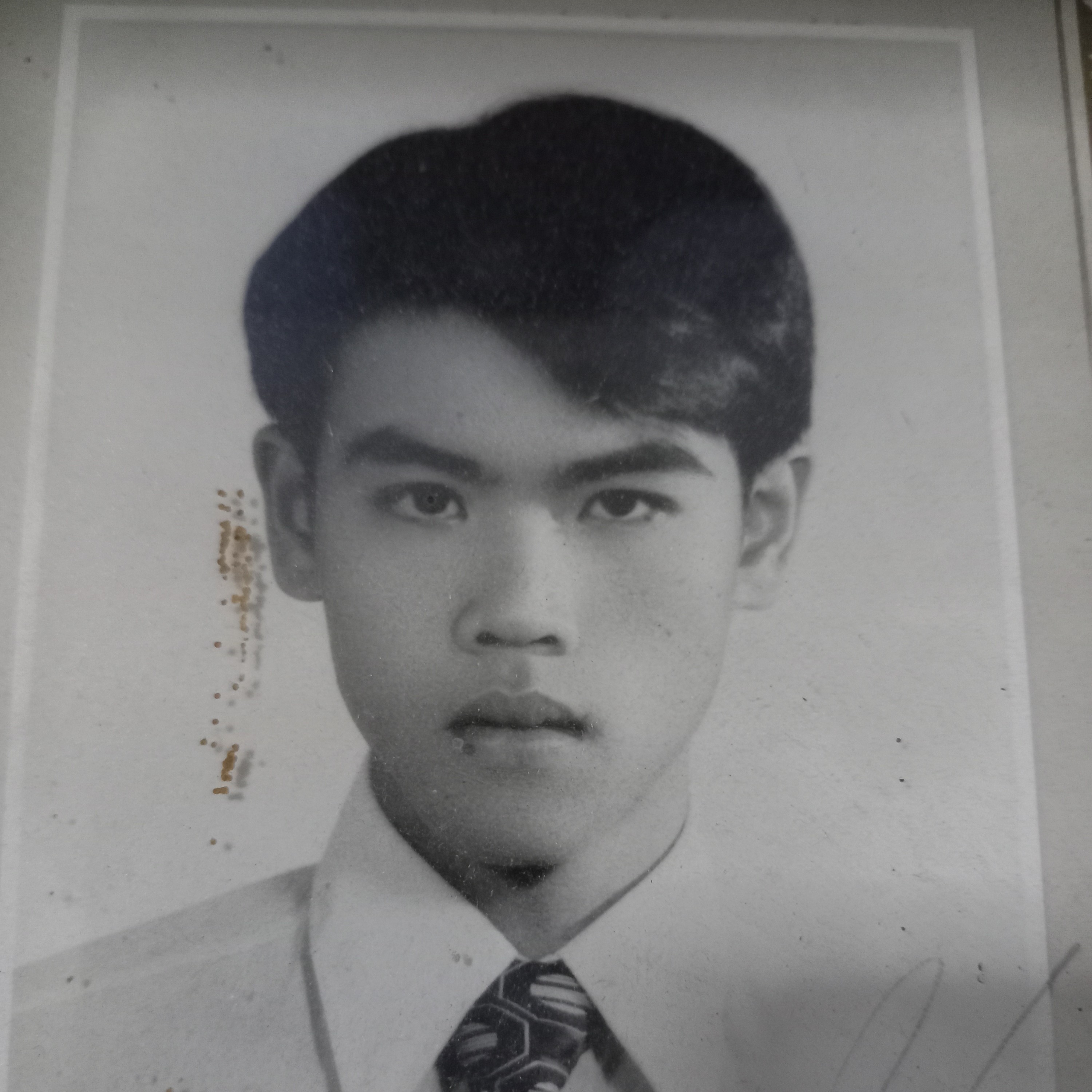 กริษฐ์วัชช์ สุขเสถียร