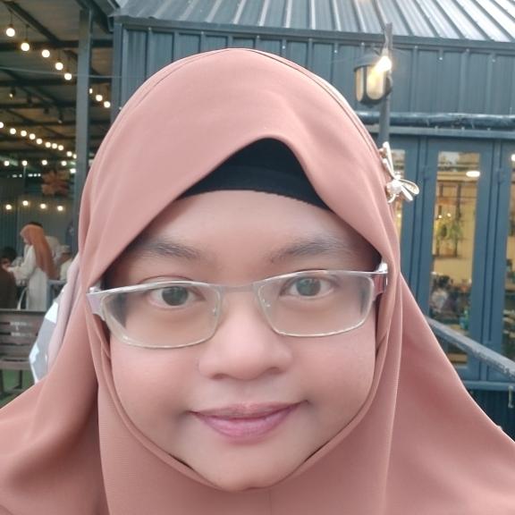 ปนัดดา เล๊าะม๊ะ